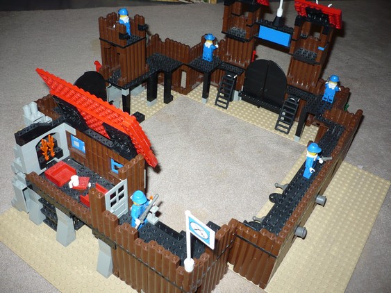 6769 Fort Legoredo 6
